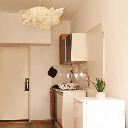 Apartmán Cute 2 Beds Studio Close To The Main Train Station *