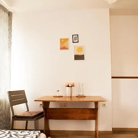 Cute 2 Beds Close To The Main Train Station * Bratislava